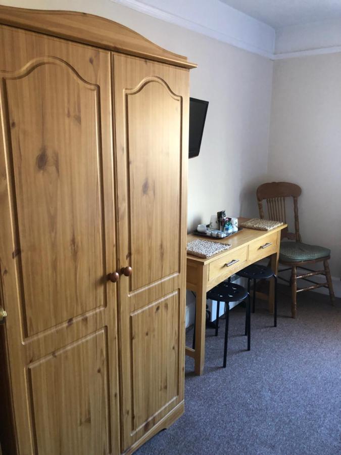 Auplands En-Suite Rooms Lymington Exteriör bild